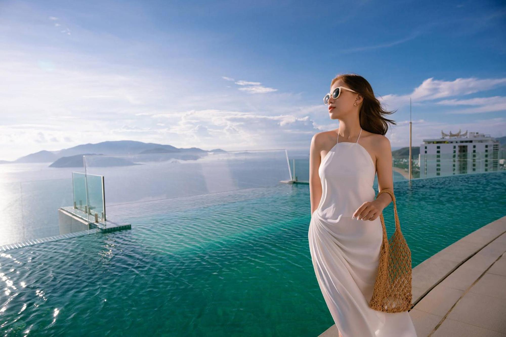 Coastal Panorama Oceanfront Suites Nha Trang Bagian luar foto